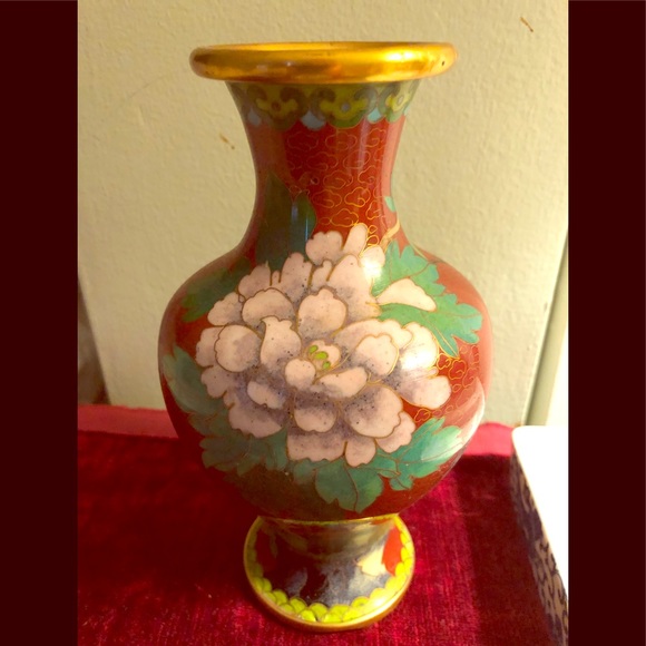 Vintage cloisonnéjar